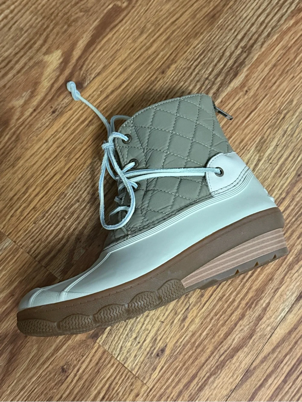 Sperry Saltwater Waterproof Quilted Duck Boot Size 7